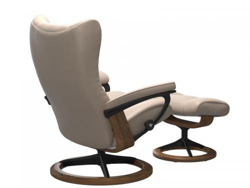 Stressless Wing (M) Signature Chair with Footstool 