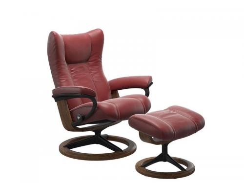 Stressless Wing (M) Signature Chair with Footstool 