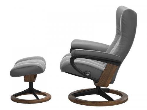 Stressless Wing (M) Signature Chair with Footstool 