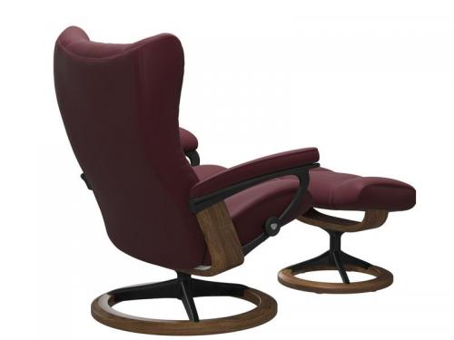 Stressless Wing (M) Signature Chair with Footstool 