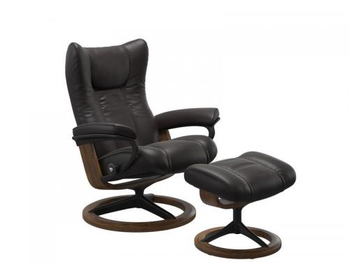 Stressless Wing (M) Signature Chair with Footstool 