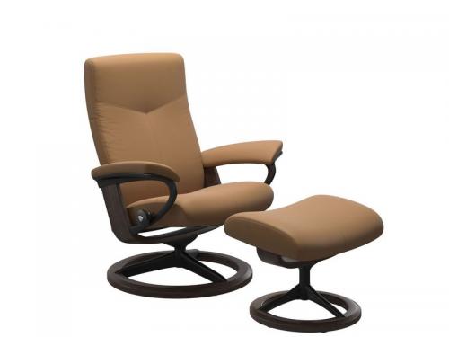 Stressless Dover (M) Signature Chair with Footstool 