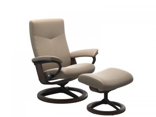 Stressless Dover (M) Signature Chair with Footstool 