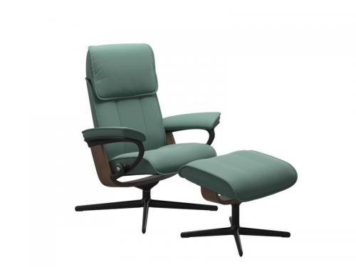 Stressless Admiral (M) Cross Chair with Ottoman 