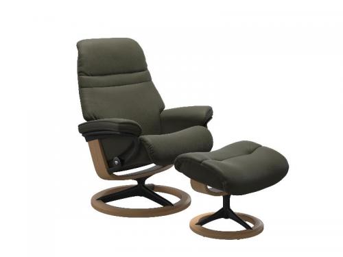 Stressless Sunrise (M) Signature Chair with Footstool 