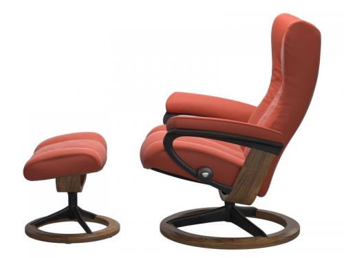 Stressless Wing (L) Signature Base Recliner with Ottoman