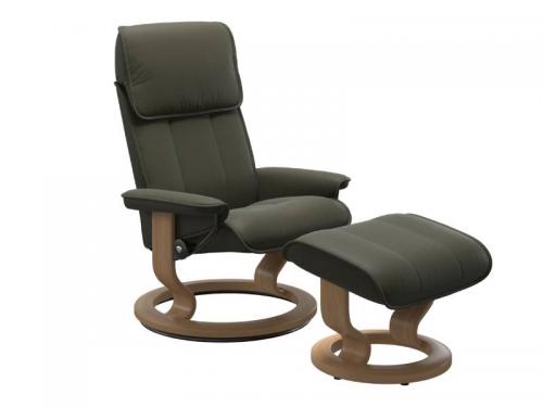 Stressless Admiral (M) Classic Base Recliner with Ottoman