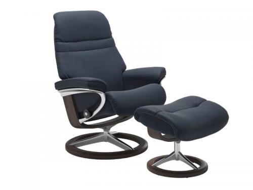 Stressless Sunrise (M) Signature Base Recliner with Ottoman