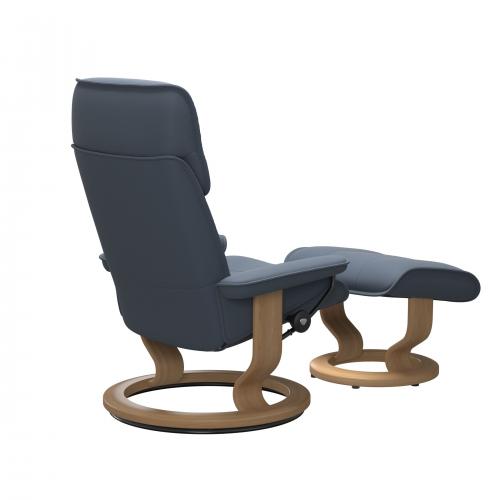 Stressless Admiral (M) Classic Base Recliner with Ottoman
