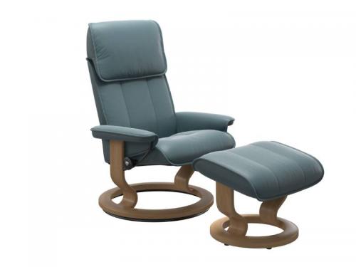 Stressless Admiral (M) Classic Base Recliner with Ottoman