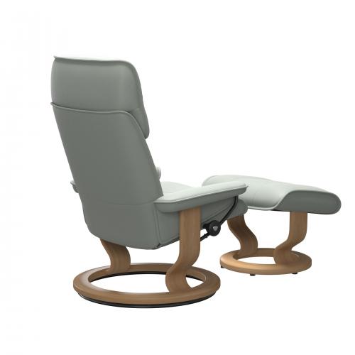 Stressless Admiral (M) Classic Base Recliner with Ottoman