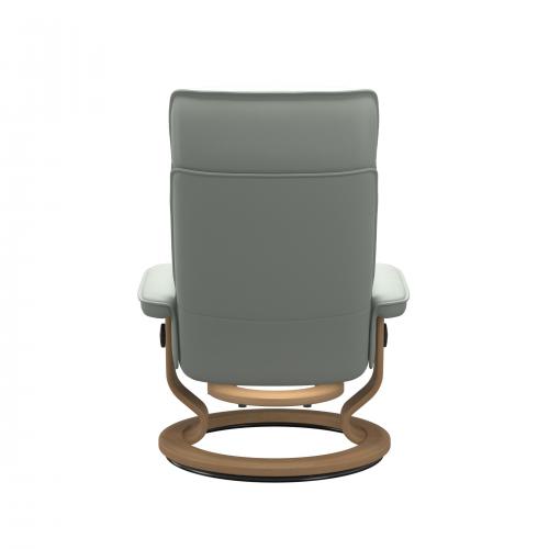 Stressless Admiral (M) Classic Base Recliner with Ottoman