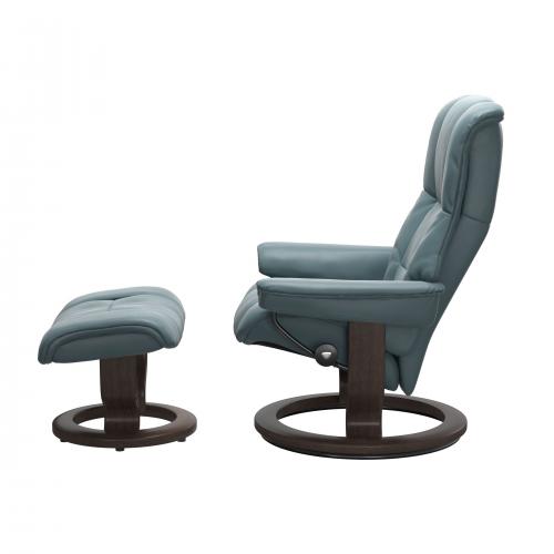 Stressless Mayfair (M) Classic Base Recliner with Ottoman