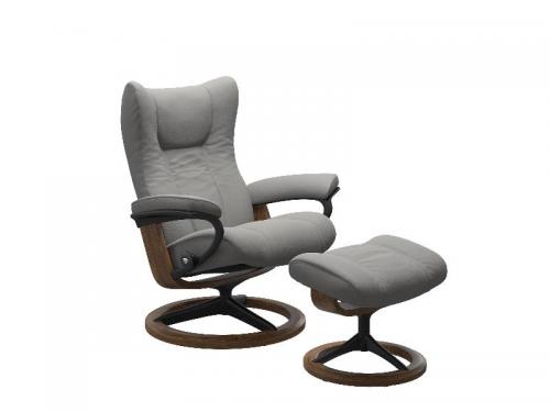 Stressless Wing (M) Signature Chair with Footstool 